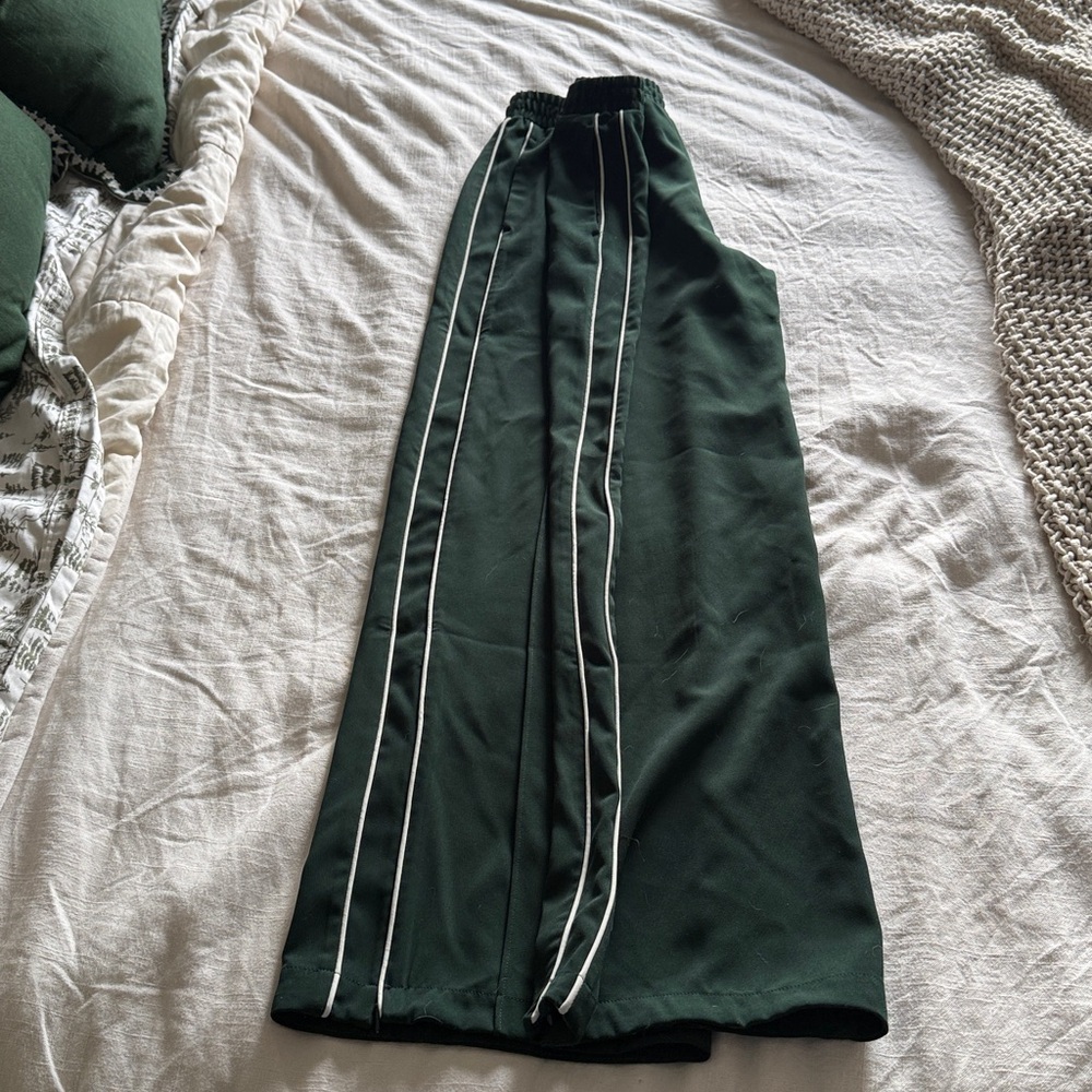 Size Medium Track Pant - Picture 4 of 4